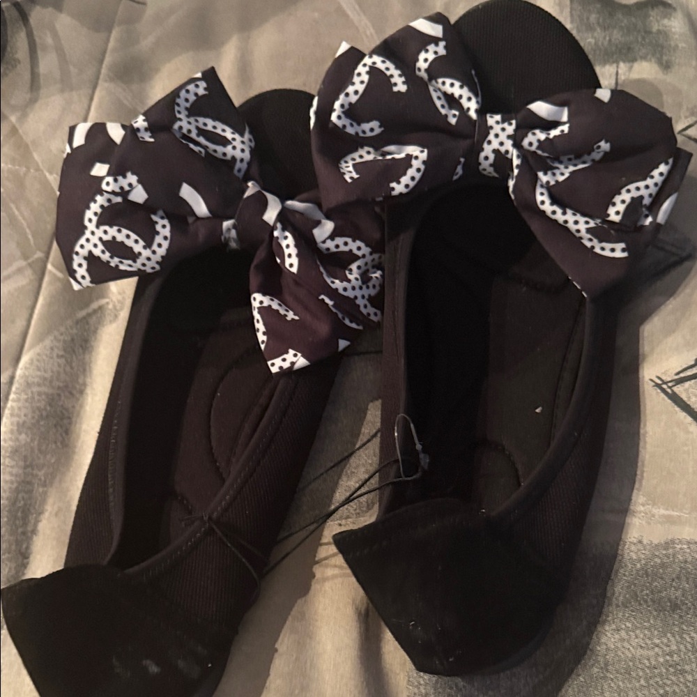 Seychelles Black Flats with Polka-Dot Bow